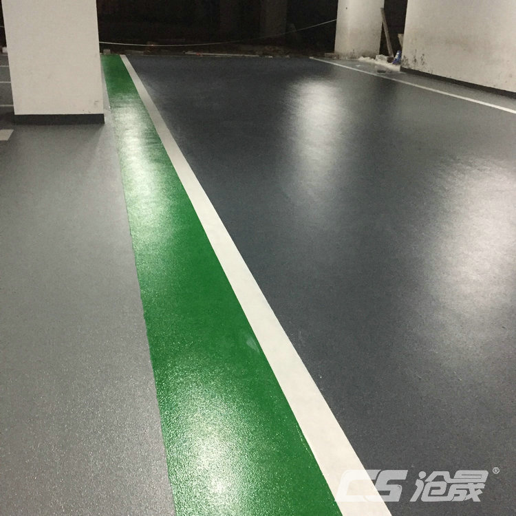 自流平在環(huán)氧樹脂地坪漆施工流程中打底有何作用？