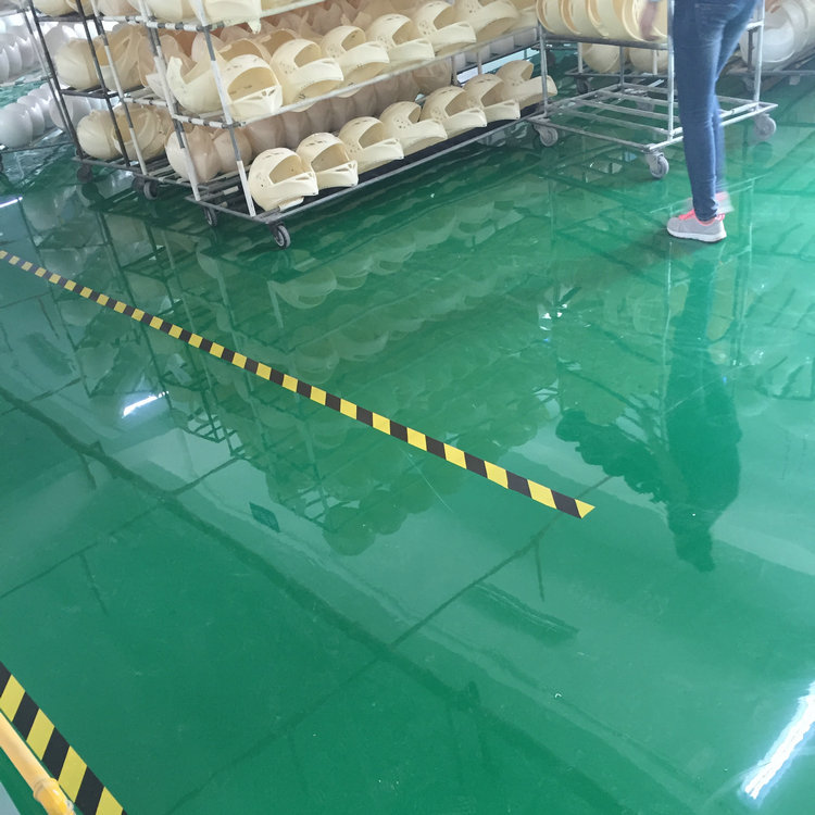 環(huán)氧樹(shù)脂地坪,滄晟環(huán)氧地坪涂料廠家_環(huán)氧樹(shù)脂地坪漆環(huán)保性能如何