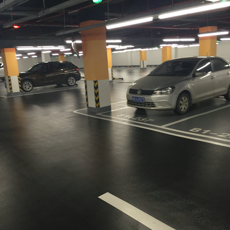 莆田地坪漆廠家_環(huán)氧地坪漆|停車場地坪的發(fā)展現狀如何