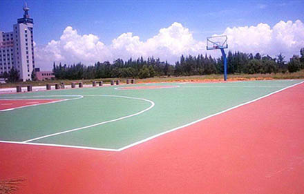 環(huán)氧地坪施工公司講下什么地坪漆適合球場施工？