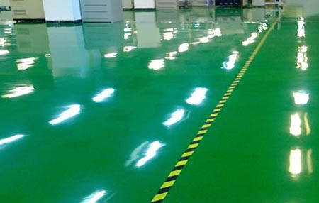 環(huán)氧自流平地坪施工如何判斷施工質(zhì)量的好壞？