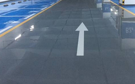 環(huán)氧地坪漆如何日常清潔？能否解決地面清潔難的問題？