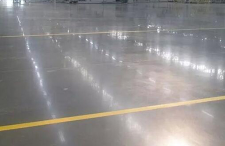 耐磨地坪在施工時有哪些事項(xiàng)是要注意的？