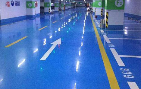 地坪怎樣選擇？混凝土密封固化劑地坪有什么特點(diǎn)？