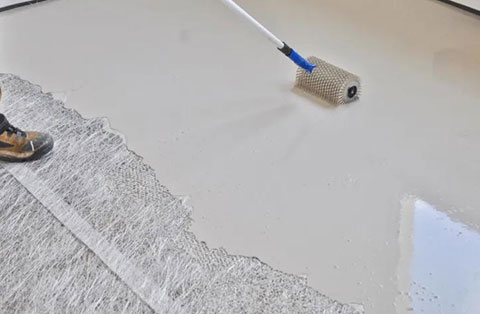 在瓷磚上進行環(huán)氧地坪漆施工要注意什么？